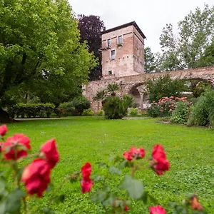 Gasthuis Massimago Wine Tower, Padua
